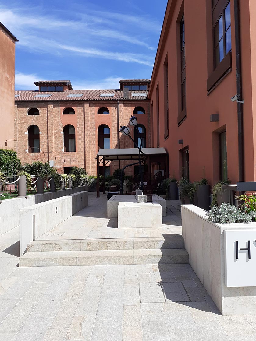 Hyatt Centro Hotel Courtyard and lovers' street lamps in Murano